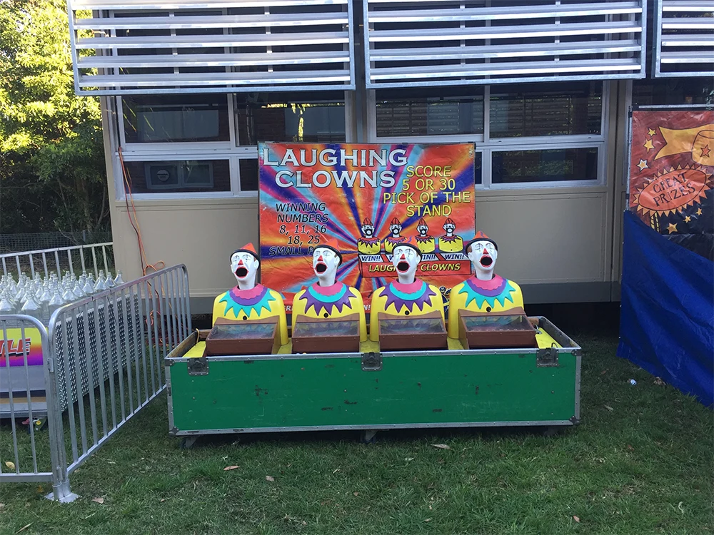 Image 4 for Laughing Clowns – 4 Heads