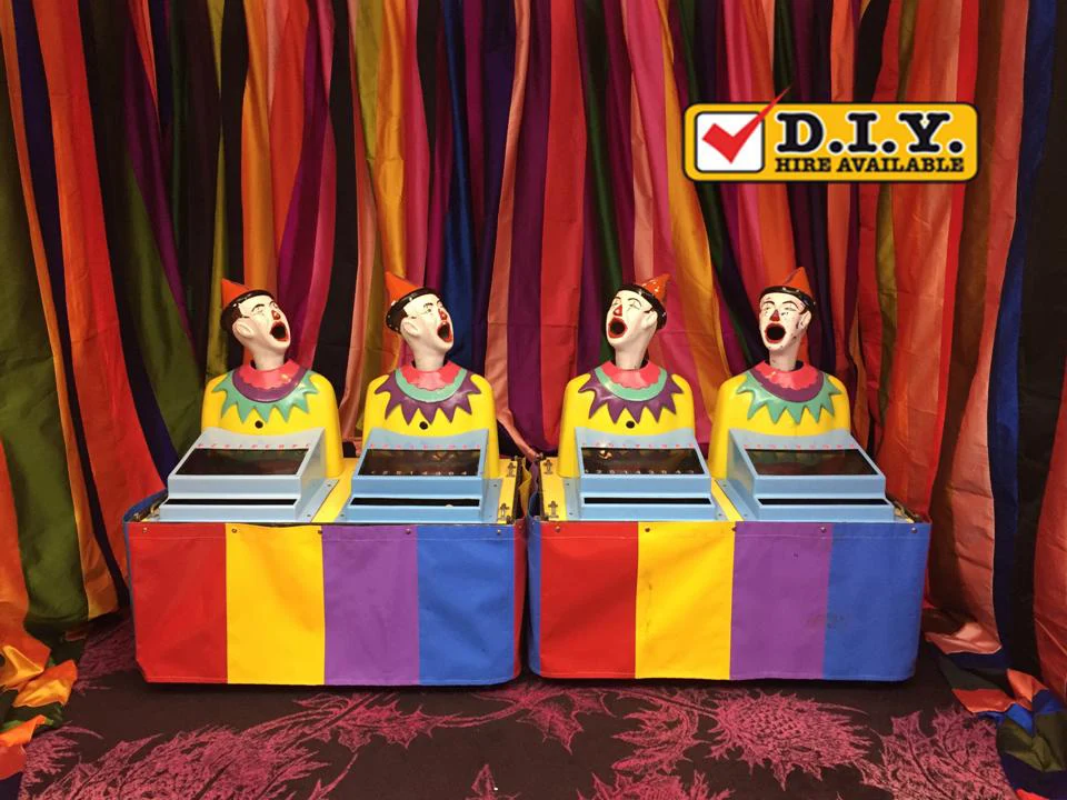Image 6 for Laughing Clowns – 4 Heads