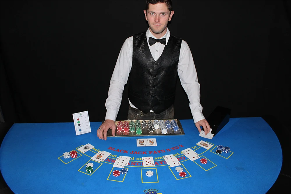 Image 4 for Deluxe Blackjack Table