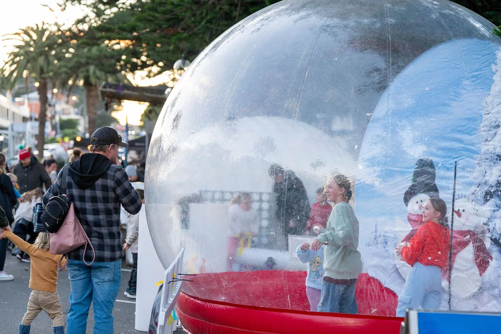 Image 5 for Inflatable Red Snow Globe