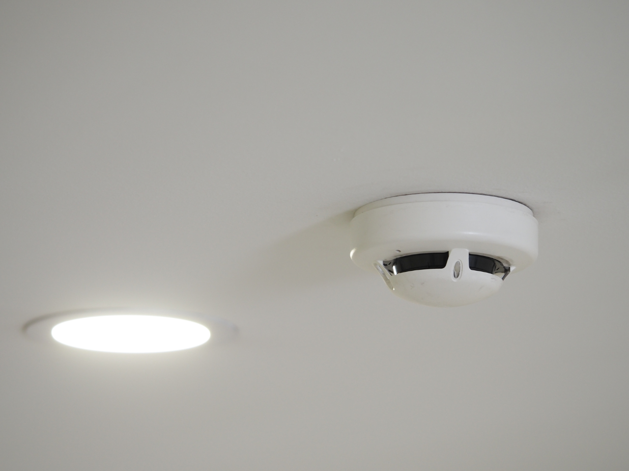 smoke-alarm-installation