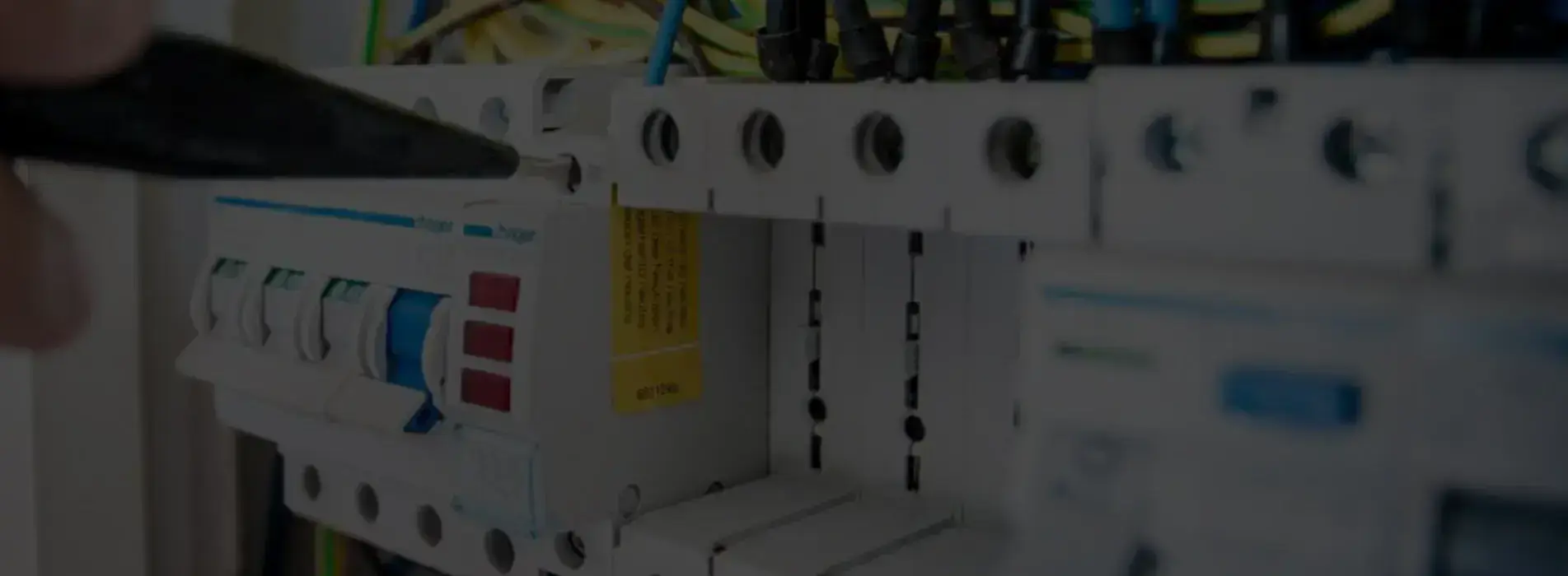 Safety Switches & Circuit Breakers