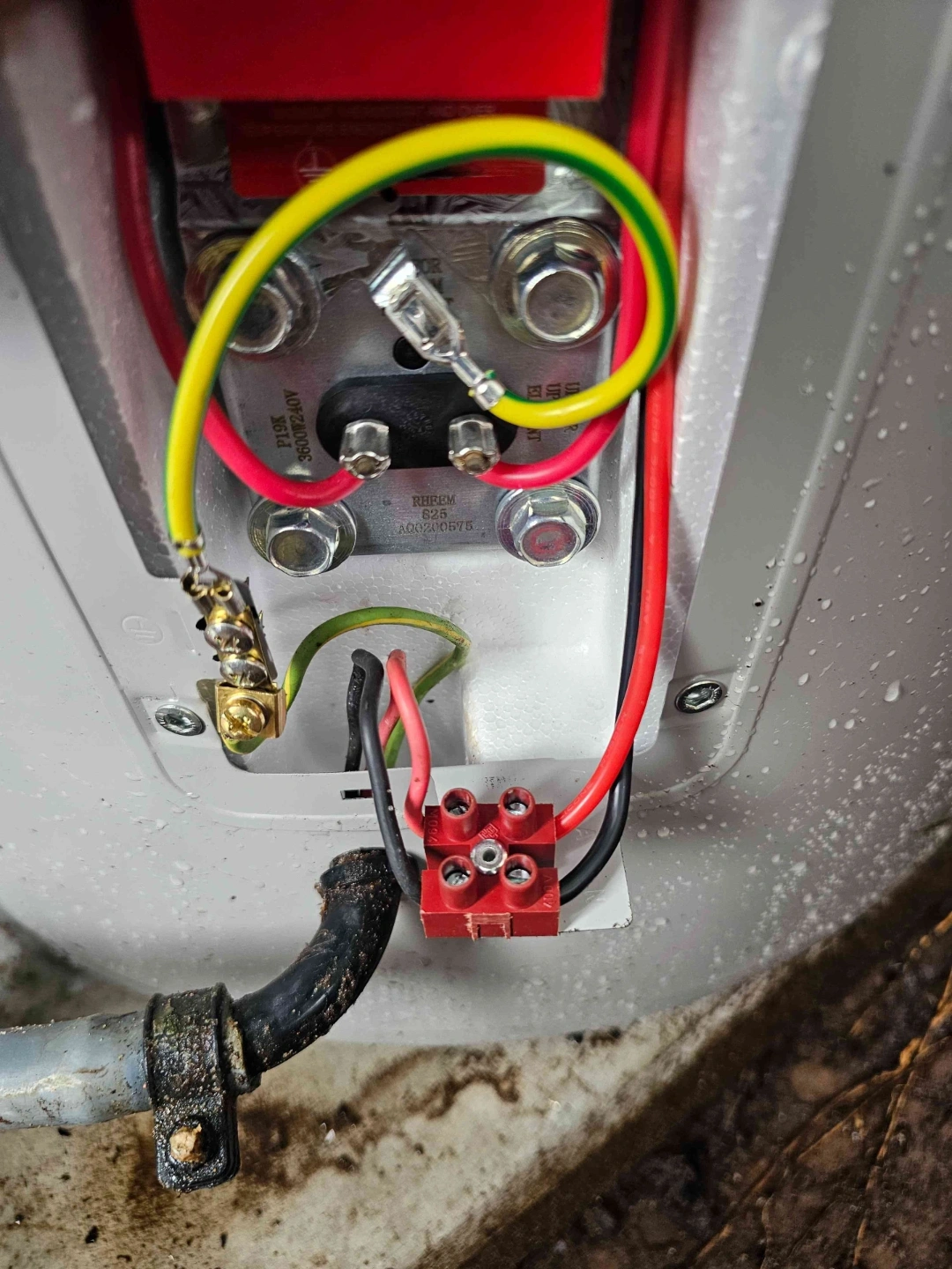 315L Rheem Stellar Hot Water Installation in Castle Hill – photo 3 of 4