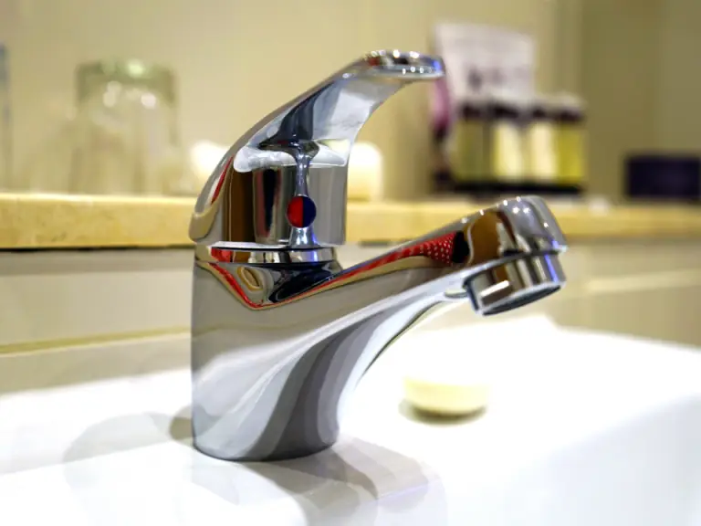 What Causes Leaking Taps?