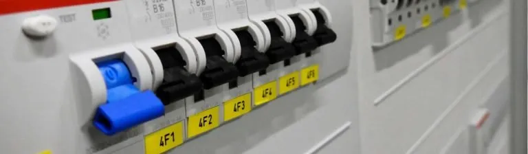 Icebolt electrician who carries out switchboard upgrades in Brisbane